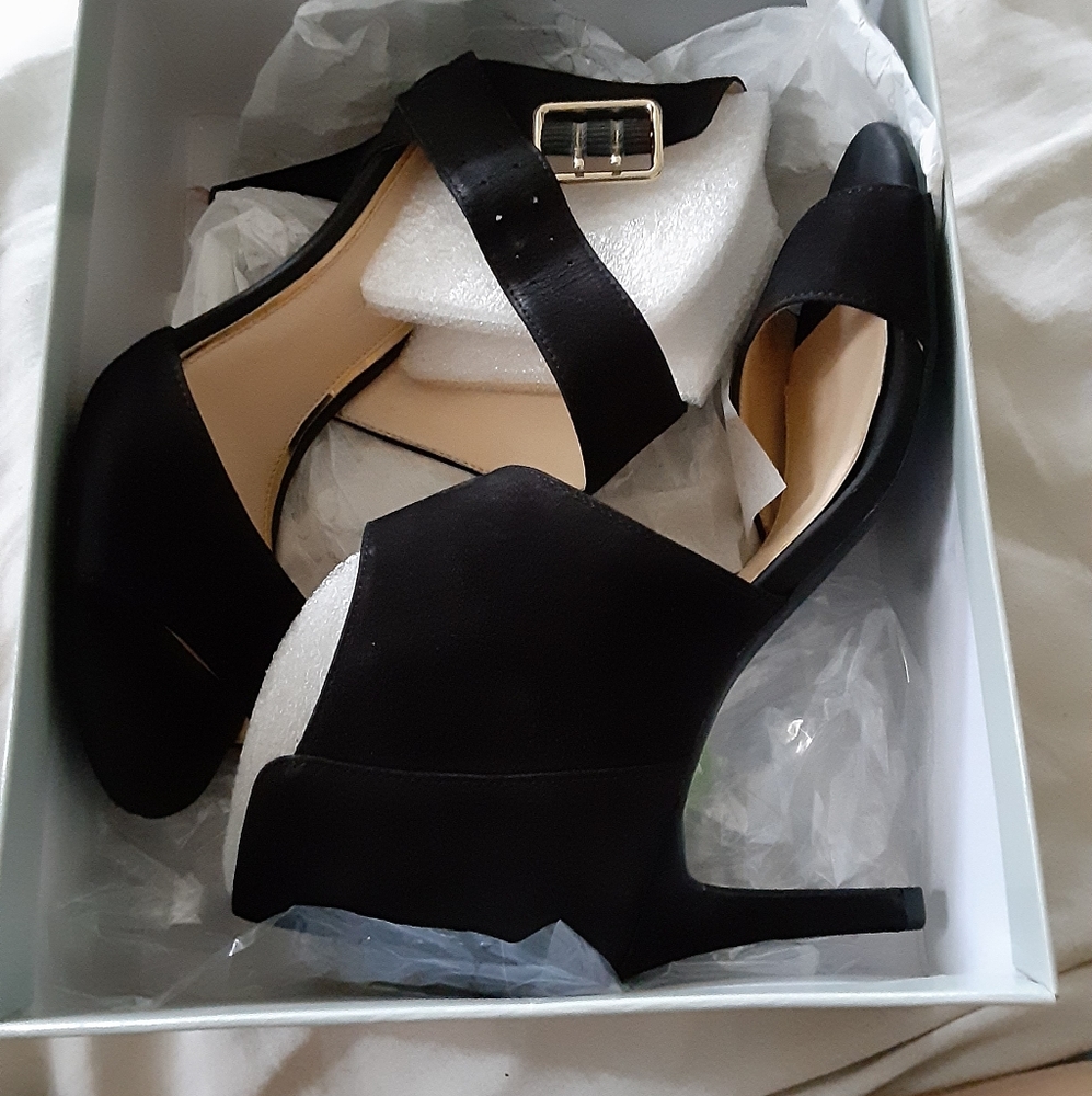 Jessica Simpson heels